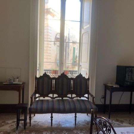 Palazzo Bernardini Suites 레체 외부 사진